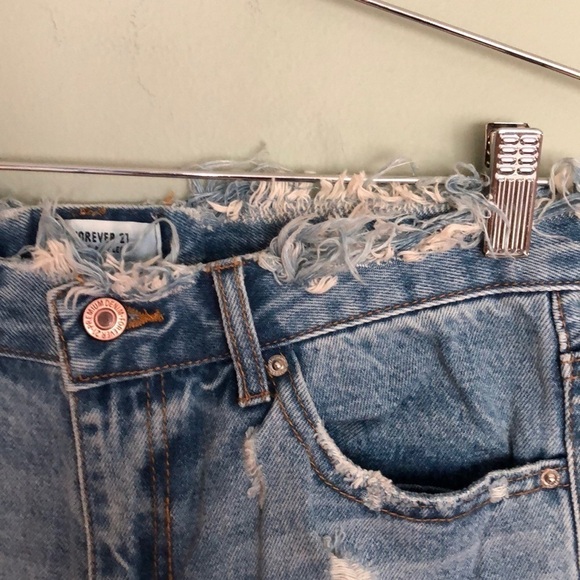 FOREVER 21 Destroyed Denim High Waist Distressed Jean Cutoff Edgy Size 27 Shorts - Picture 2 of 11